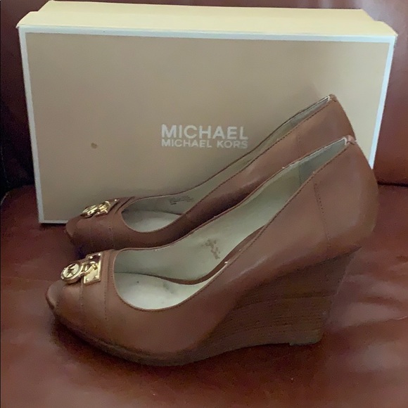 Michael Kors Wedges - Picture 2 of 2